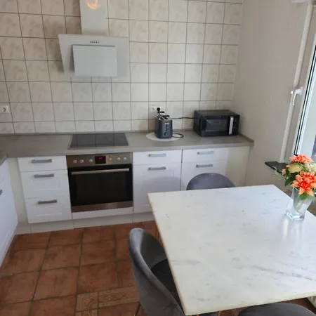 1 - Naehe Phantasialand, Koeln, Bonn, Bruehl Apartmán Weilerswist