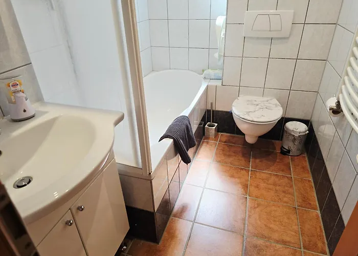 1 - Naehe Phantasialand, Koeln, Bonn, Bruehl Apartmán *
