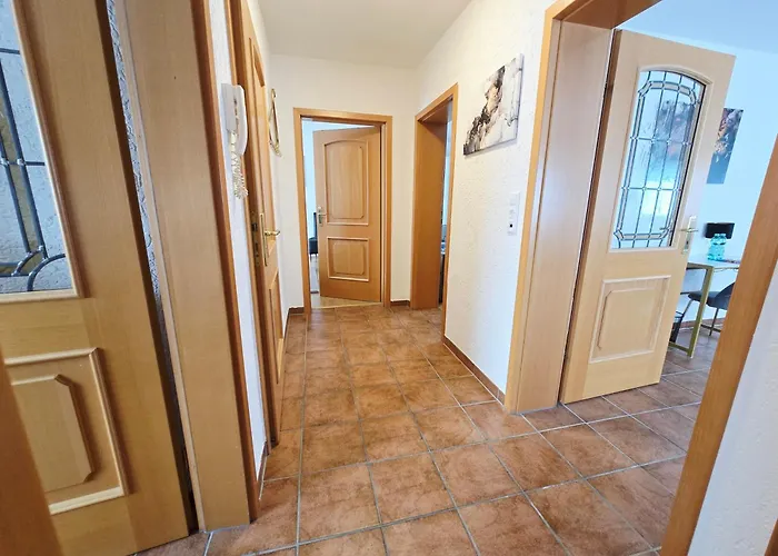 1 - Naehe Phantasialand, Koeln, Bonn, Bruehl *