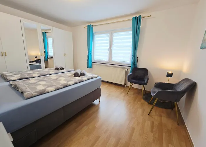 1 - Naehe Phantasialand, Koeln, Bonn, Bruehl *